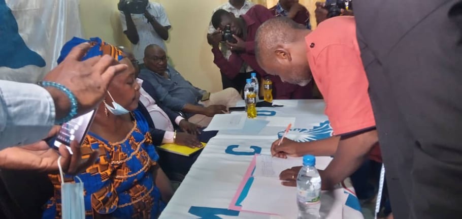 Centrafrique : Signature d’accord politique entre la plateforme ‘’BE OKO’’ et le parti UNDP de Michel Amine